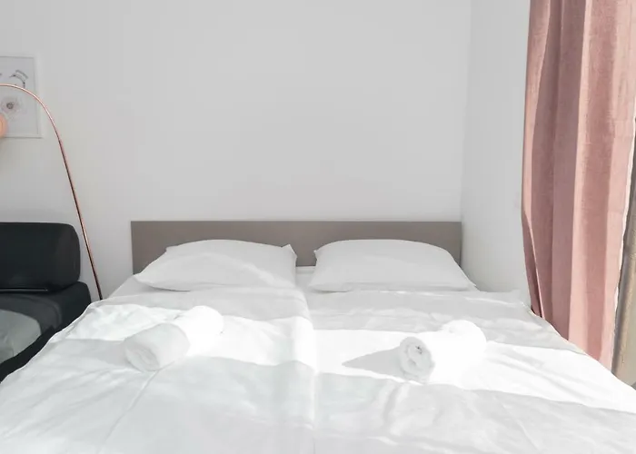 Pearl בית הארחה